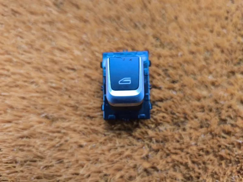 Кнопка стеклоподъемника