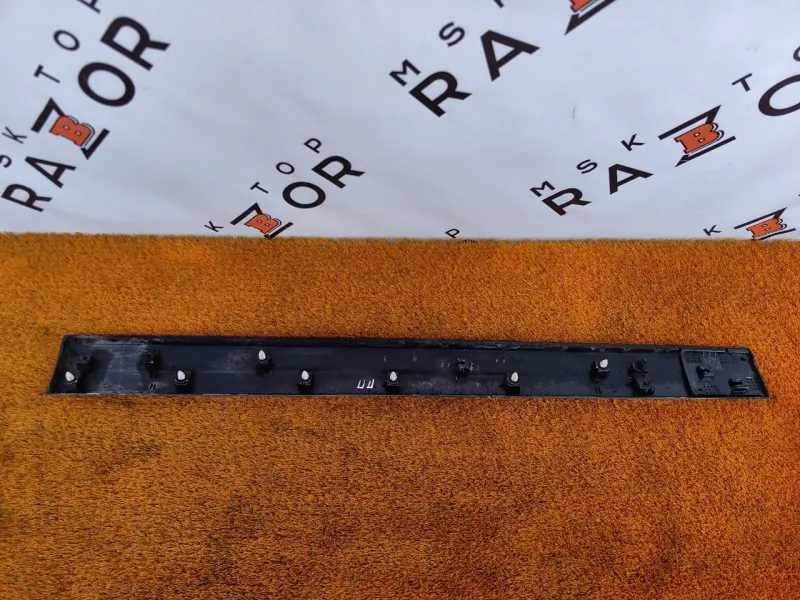 Молдинг двери