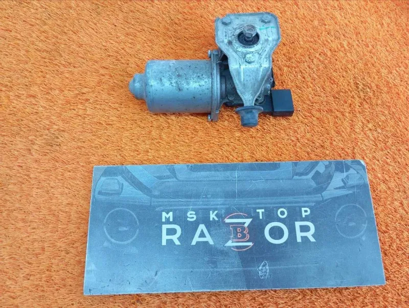 Мотор стеклоочистителя