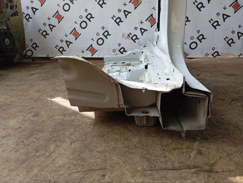 Порог с центральной стойкой