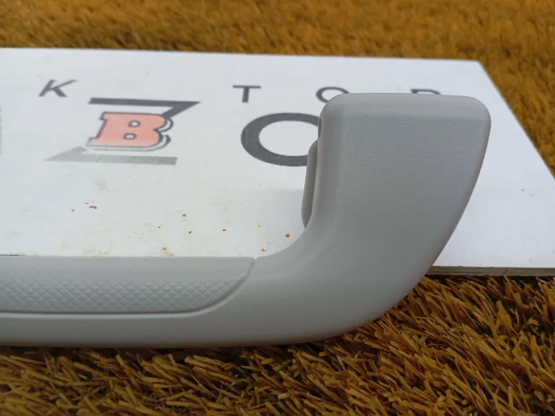 Ручка потолка