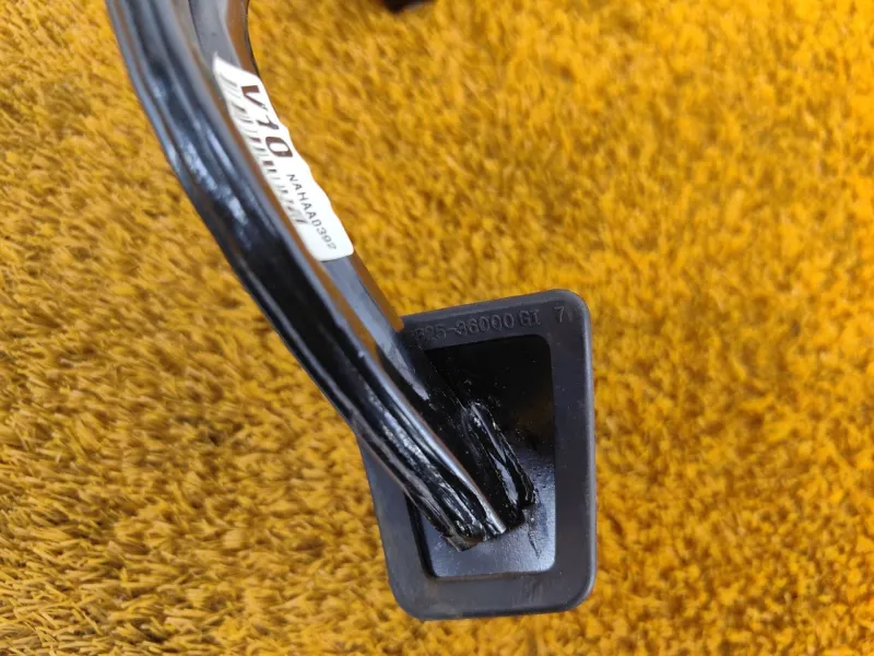 Педаль тормоза