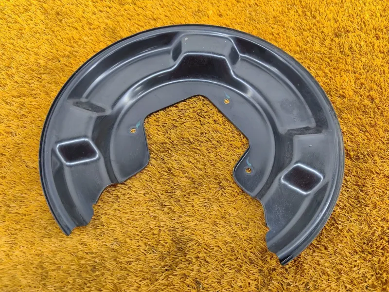 Пыльник тормозного диска