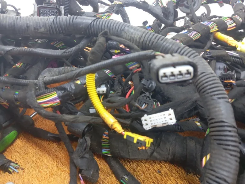 Проводка салона