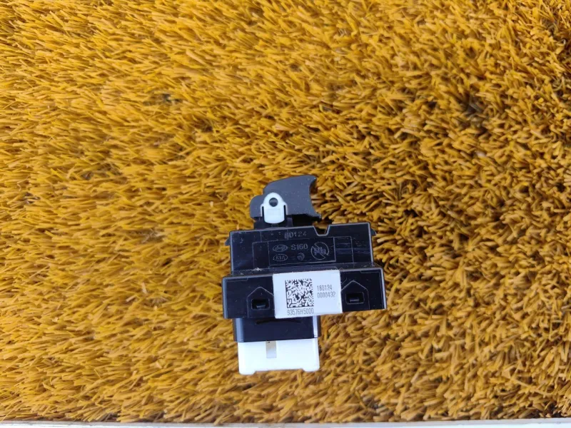 Кнопка стеклоподъемника