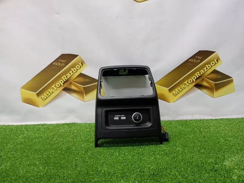 Накладка консоли