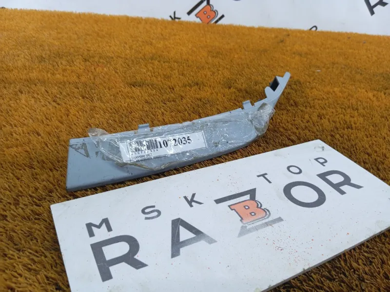 Молдинг бампера