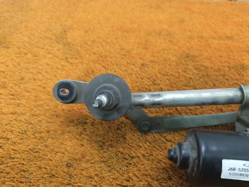 Трапеция дворников