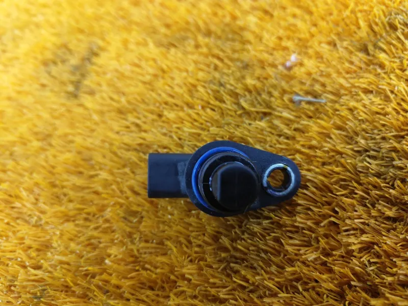 Датчик положения распредвала