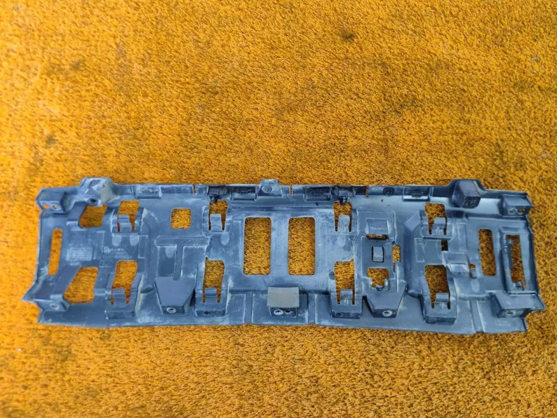 Кронштейн бампера