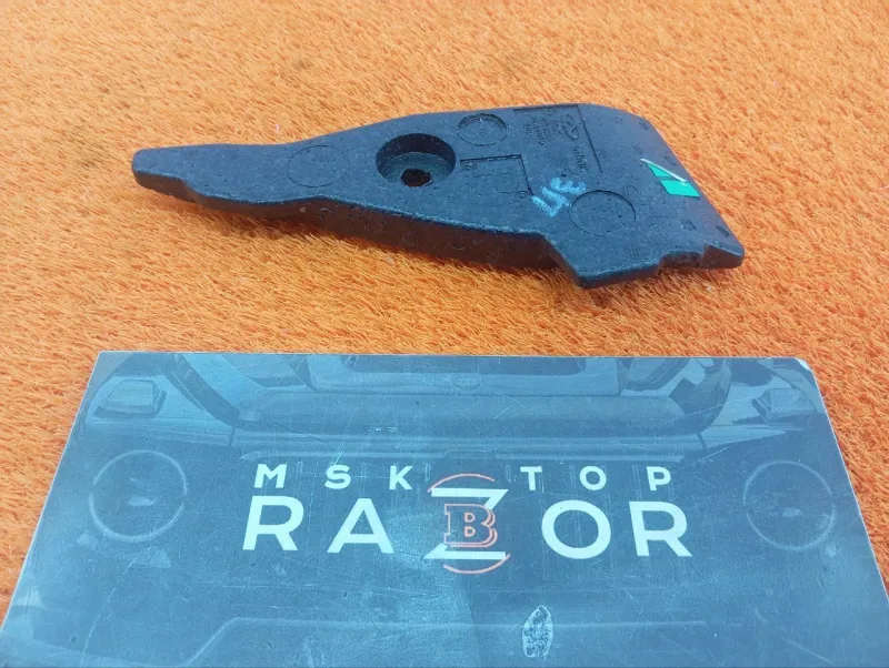 Накладка крыла