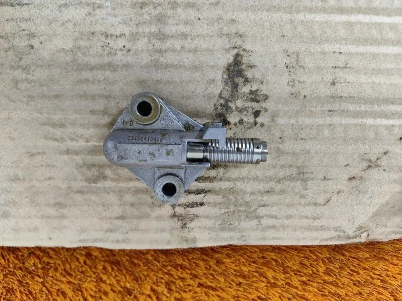 Натяжитель цепи ГРМ