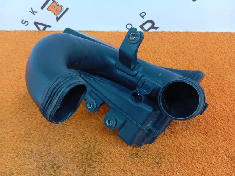 Резонатор воздушного фильтра