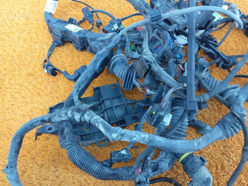 Проводка подкапотная