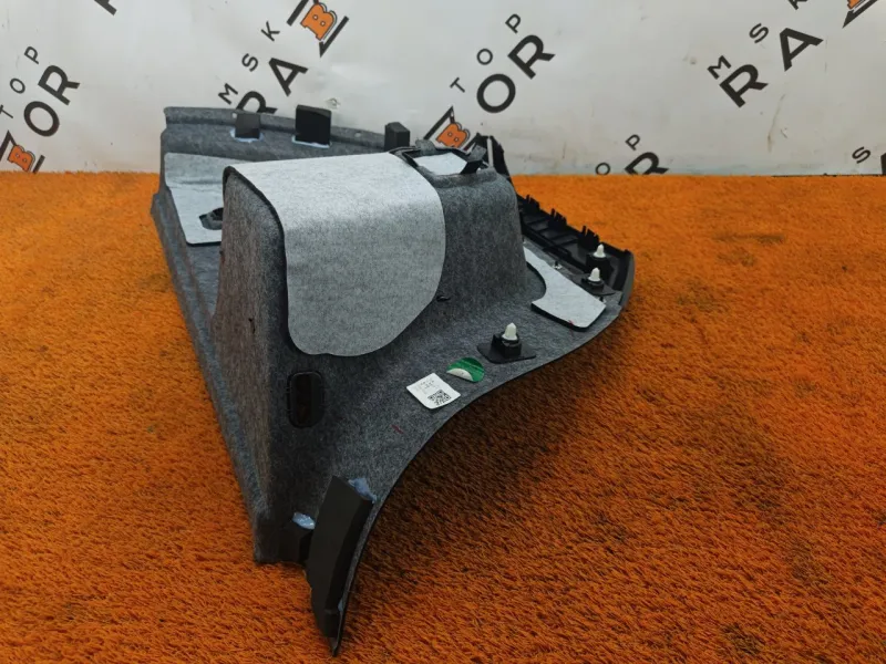 Обшивка багажника