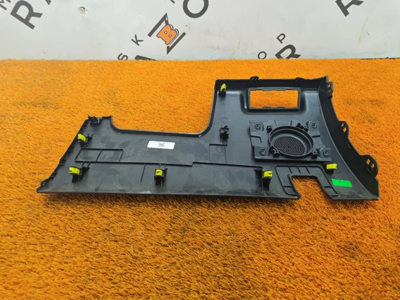 Накладка на торпедо