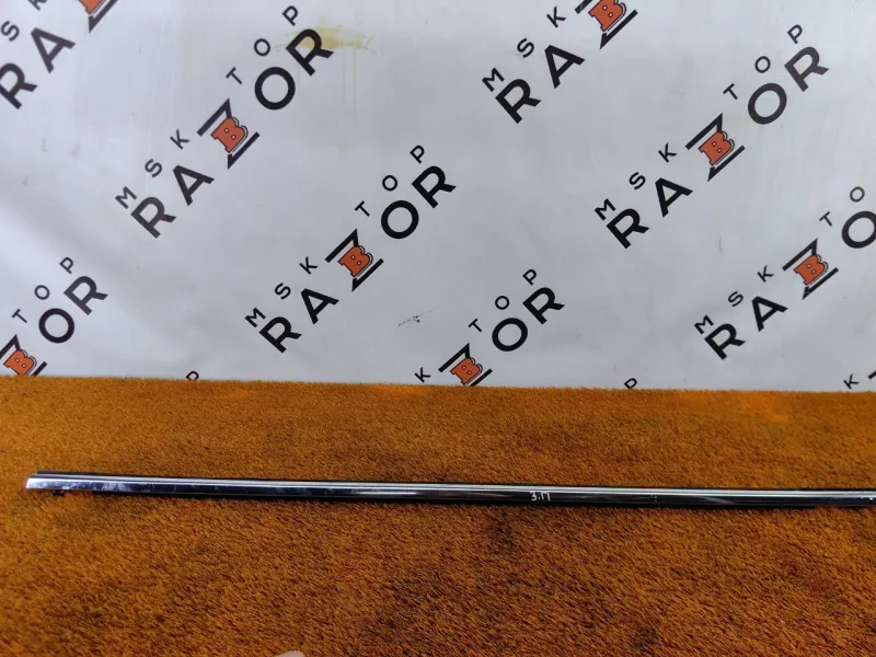 Молдинг стекла