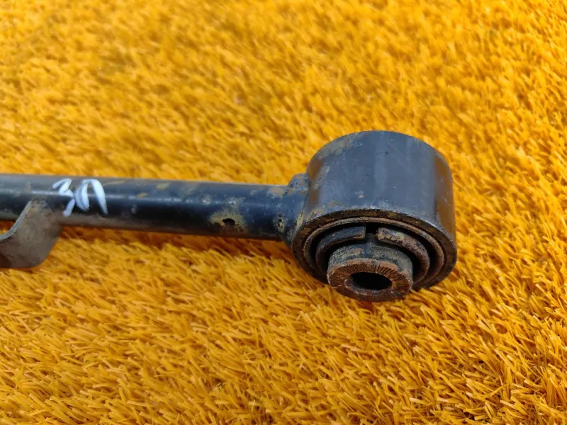 Рычаг подвески