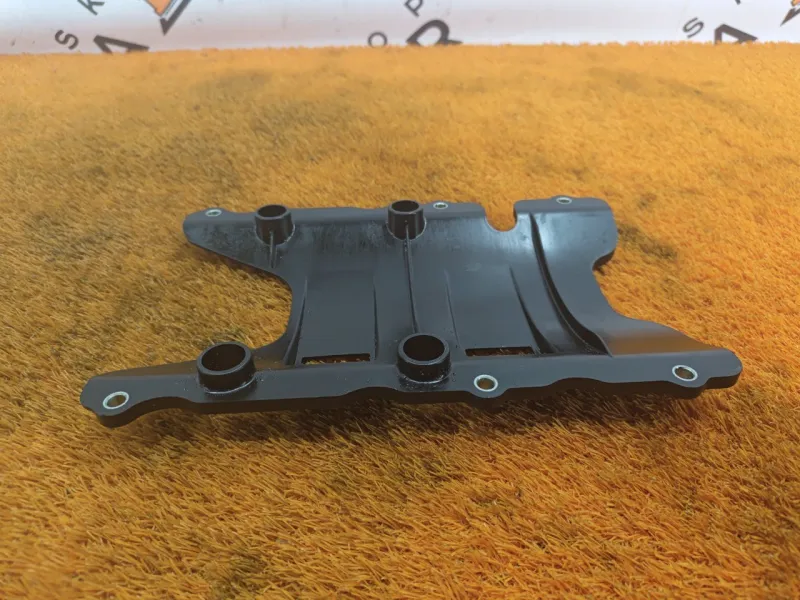 Маслоотражатель