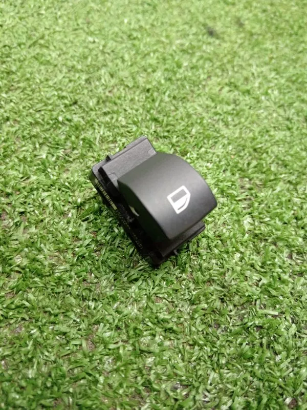 Кнопка стеклоподъемника