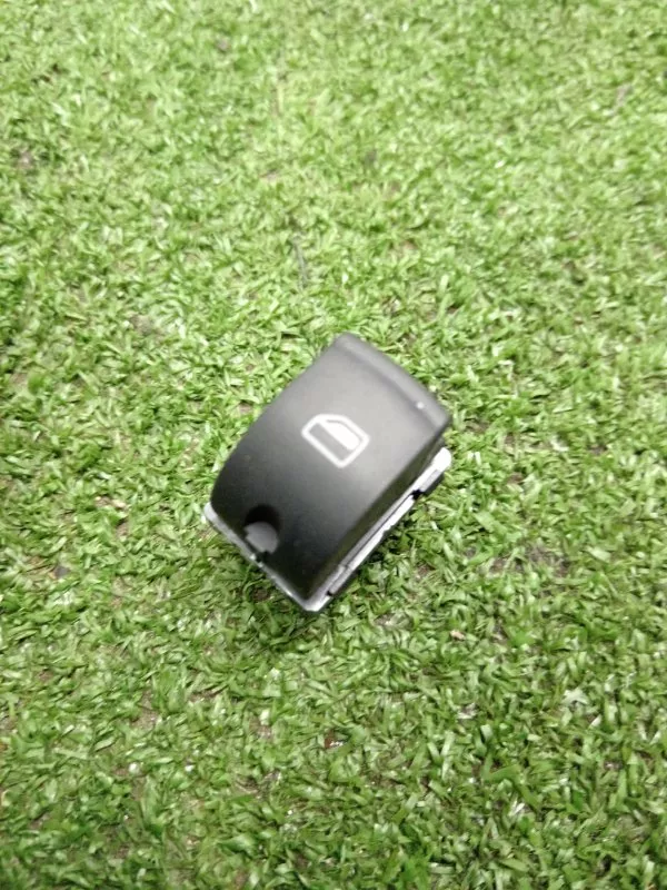 Кнопка стеклоподъемника