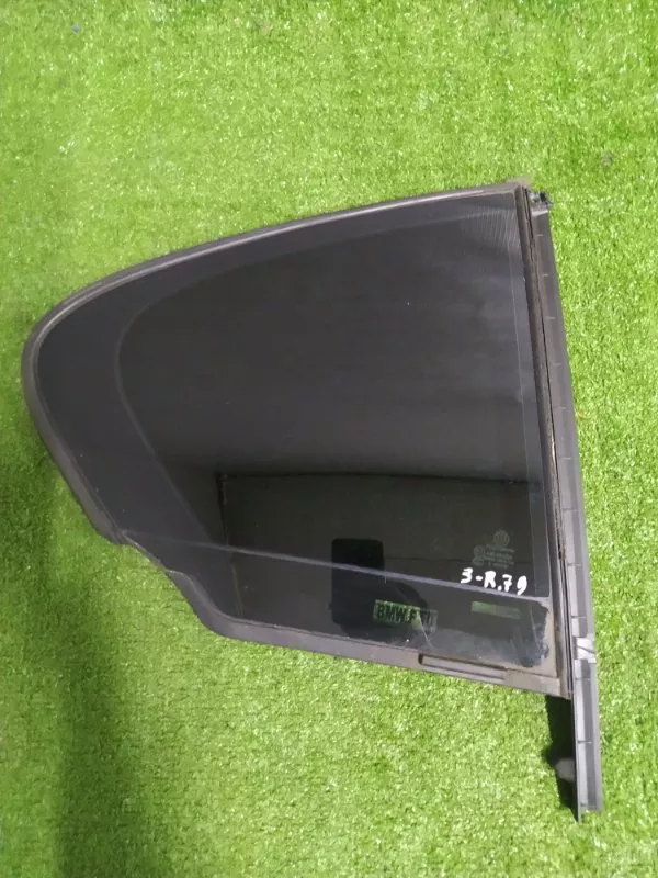 Форточка двери