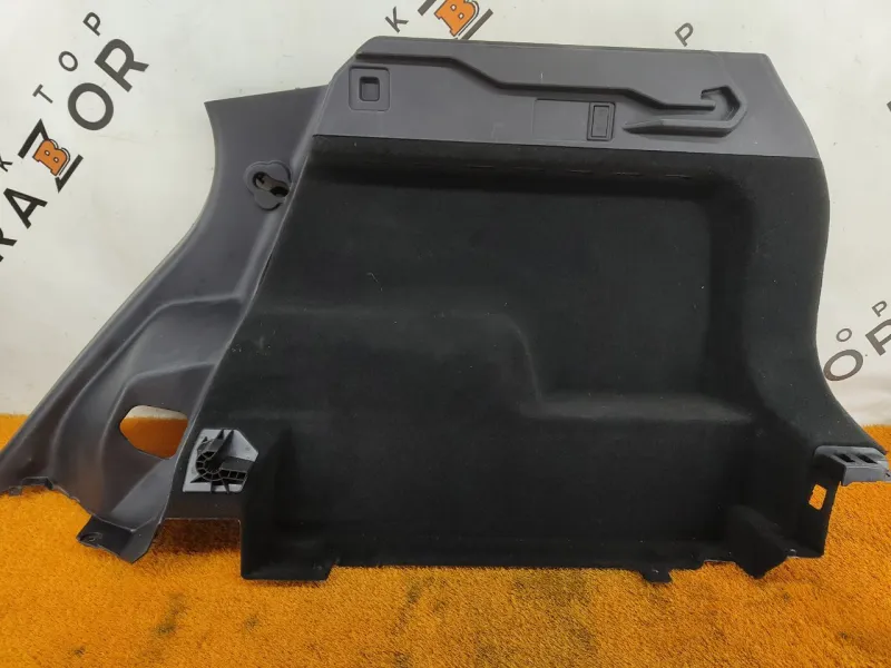 Обшивка багажника