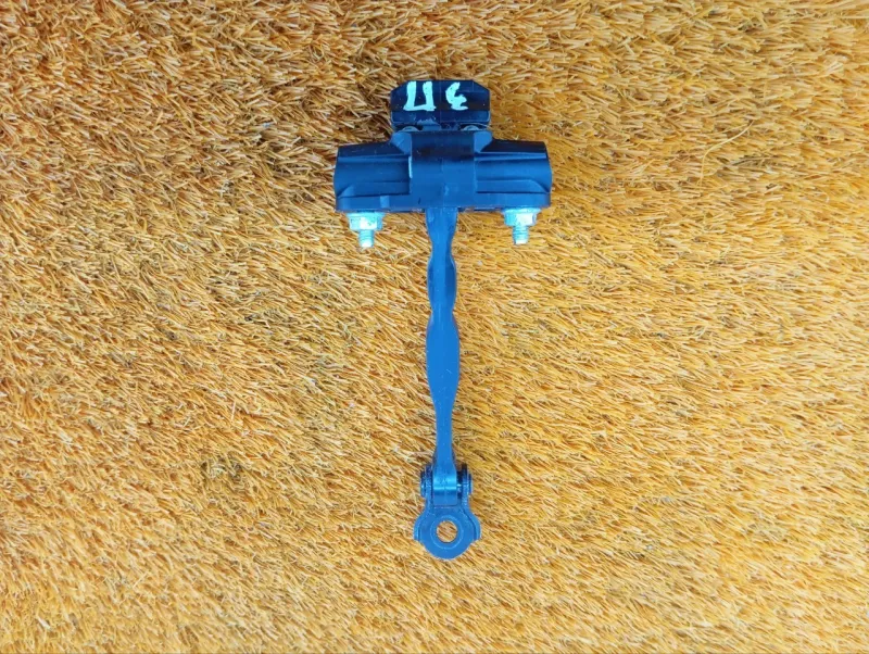 Ограничитель двери