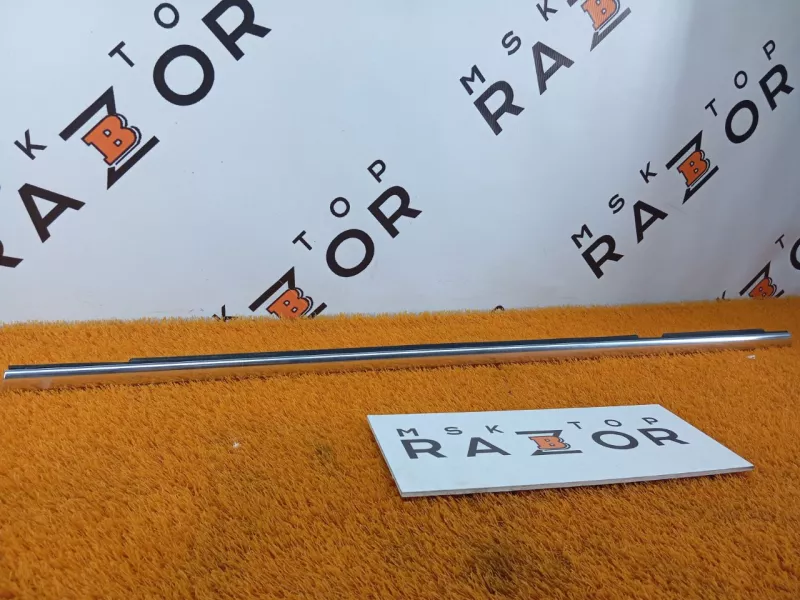 Уплотнитель стекла двери