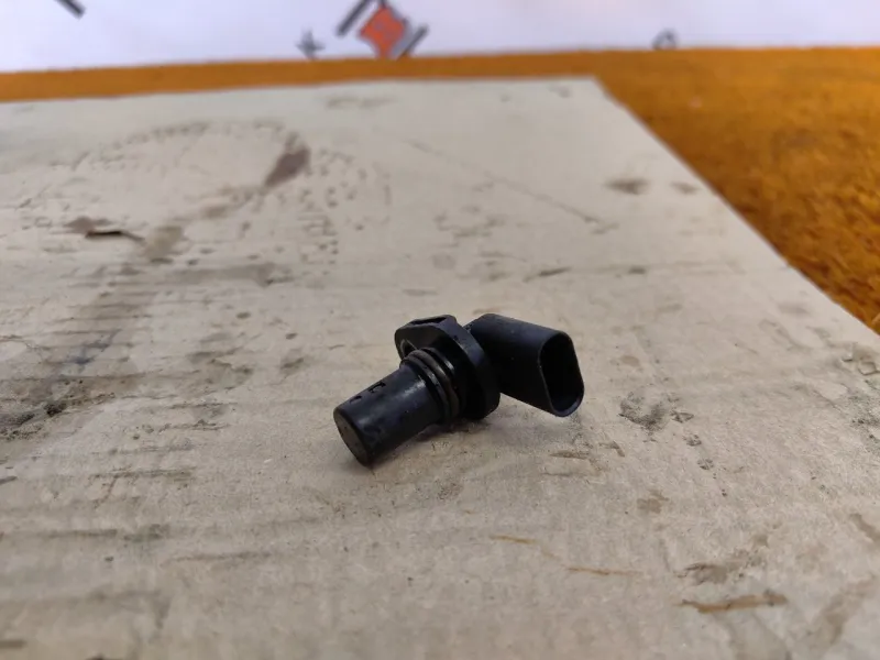 Датчик положения распредвала