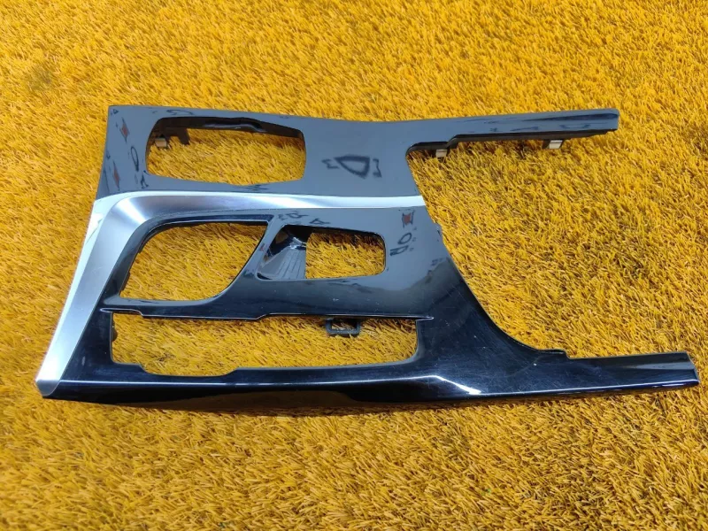 Накладка консоли