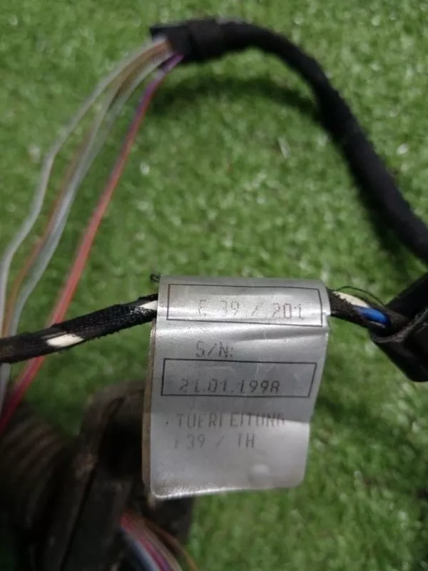 Проводка двери