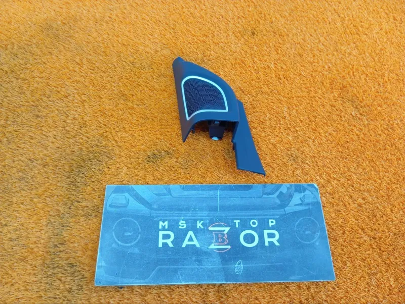 Уголок двери