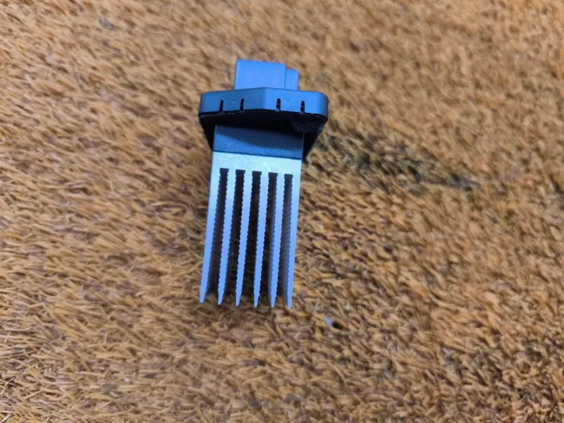 Резистор отопителя