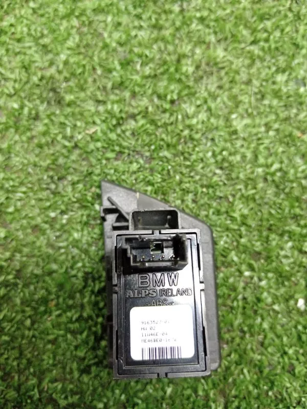 Кнопка стеклоподъемника