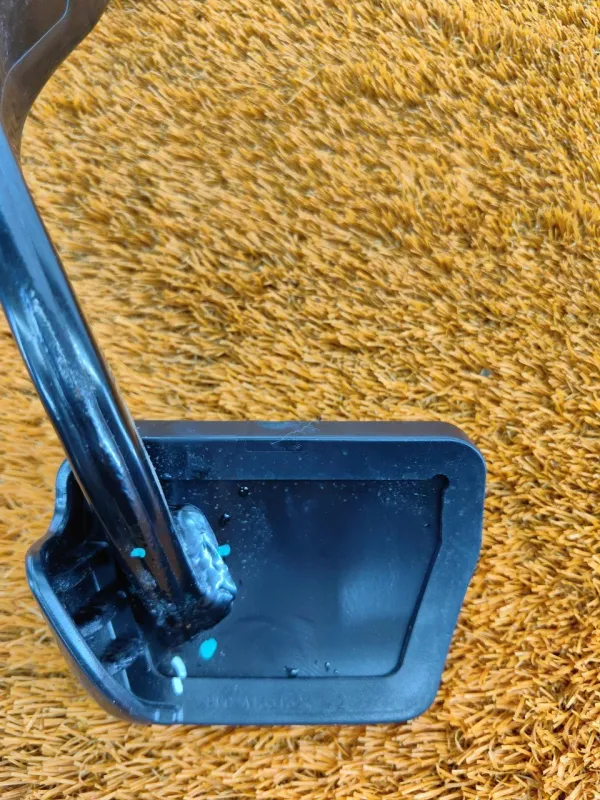 Педаль тормоза