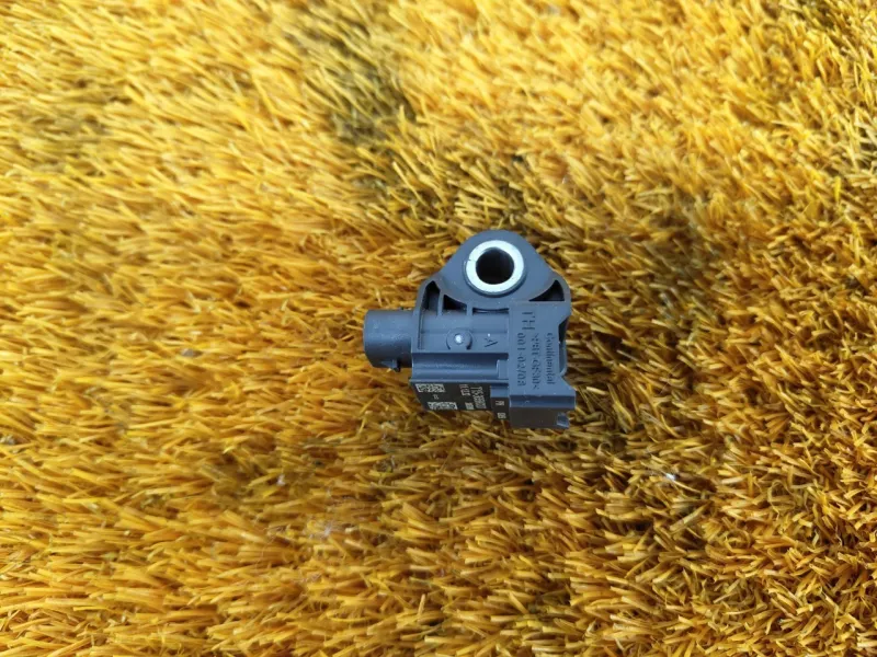 Датчик подушки безопасности