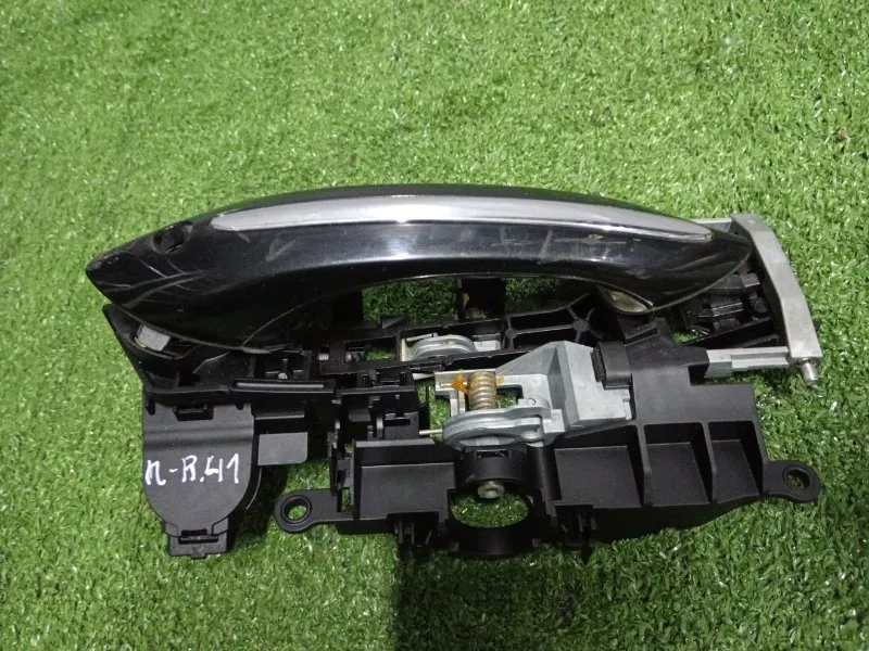 Ручка двери наружняя