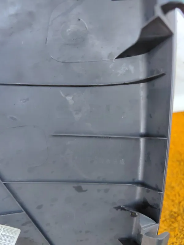 Накладка на стойку кузова