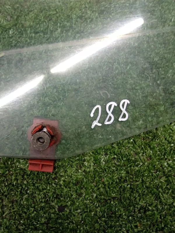 Стекло двери BMW 3-Series 2000 51348196027 E46, заднее левое