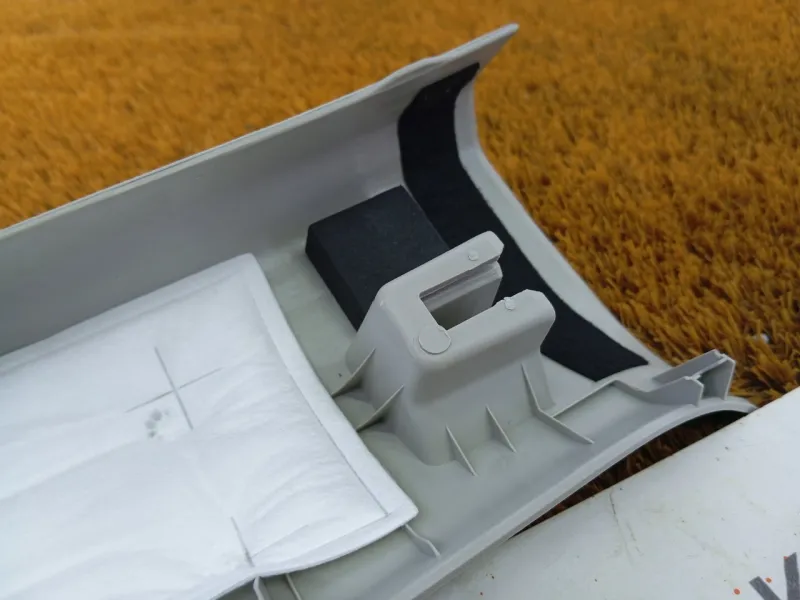 Накладка на стойку кузова