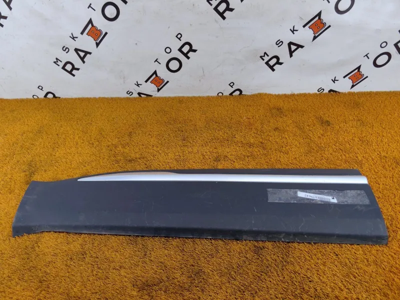 Молдинг двери