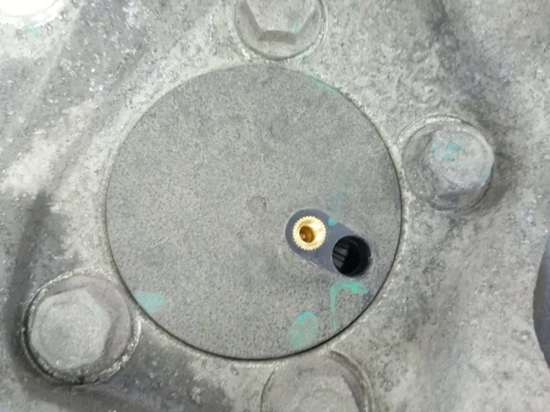 Кулак поворотный