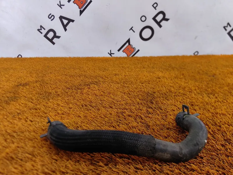 Патрубок радиатора