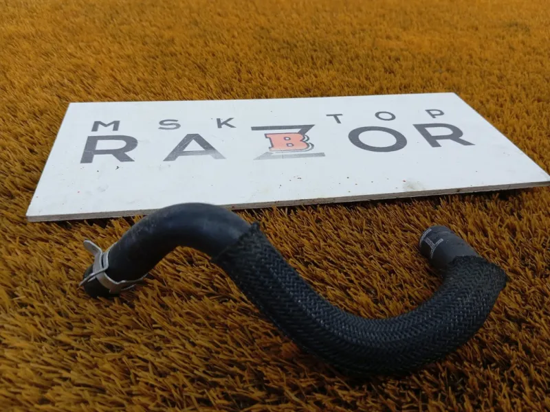 Патрубок отопителя