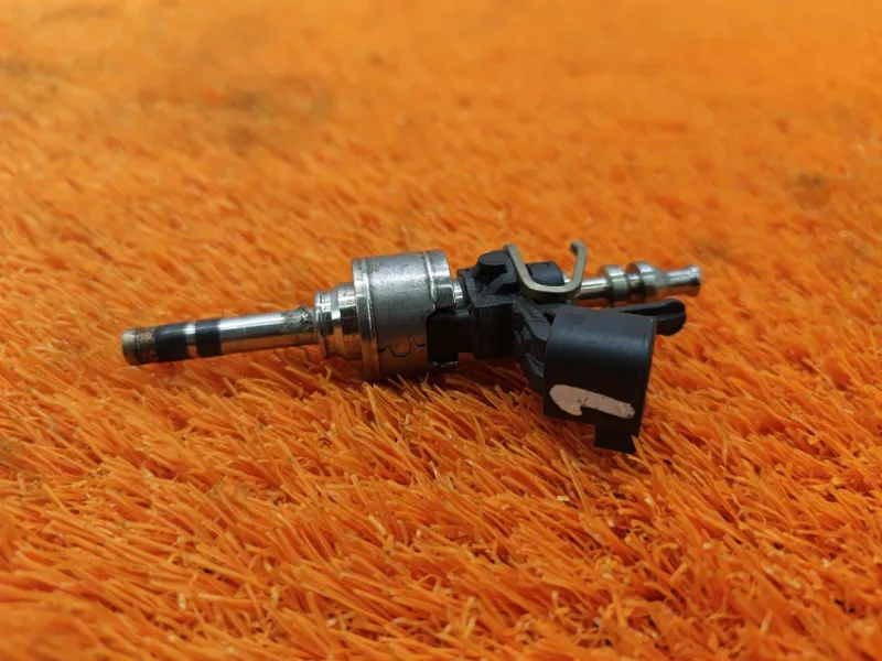 Форсунка топливная