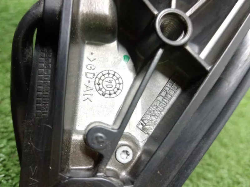 Зеркало боковое