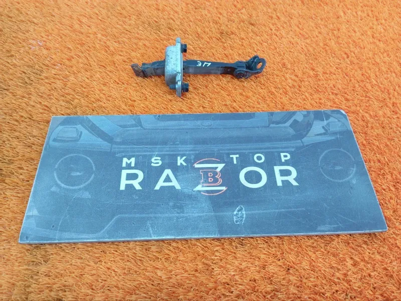 Ограничитель двери