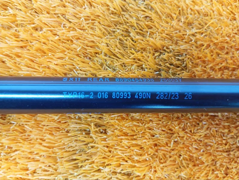 Амортизатор крышки багажника