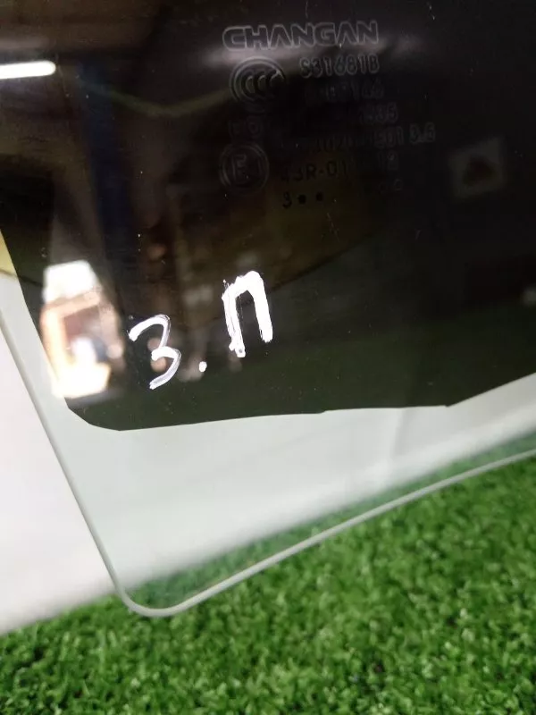 Стекло двери